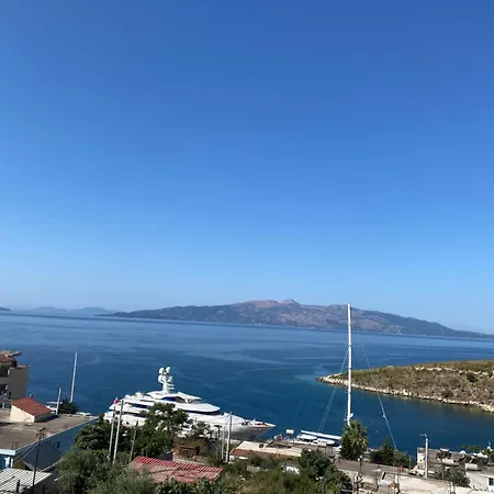 Dior * Sarande